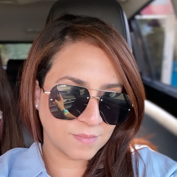 b_liz24